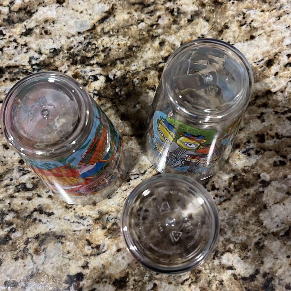 McDonald’s 2024 Collector Cups Grimace Minions Jurassic Nuggets Fry Guys Set - Picture 8 of 9